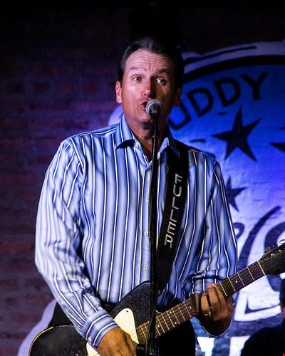 Buddy Guy's Legends Chicago Robbi O - Attribution License (http://creativecommons.org/licenses/by/2.0/) Robbi O