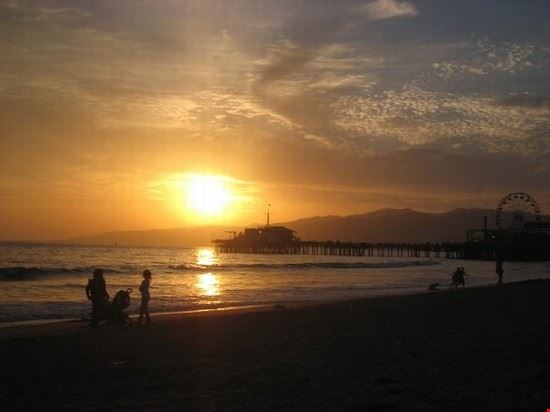  Santa Monica Pier  