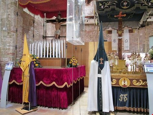 Museo de la Semana Santa Marinera - gibbix1 - gibbix1 - Attribution-NonCommercial (http://creativecommons.org/licenses/by-nc/2.0/)