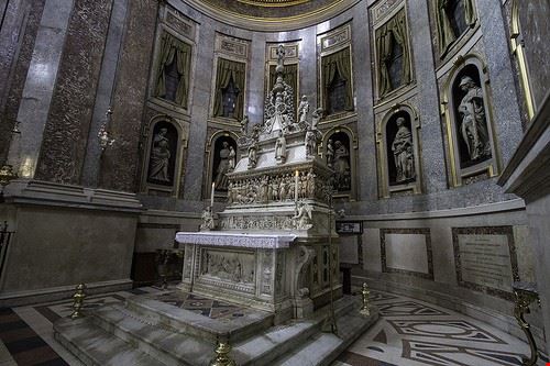Basilica di San Domenico Bologna Lawrence OP - Attribution-NonCommercial-NoDerivs (http://creativecommons.org/licenses/by-nc-nd/2.0/) Lawrence OP
