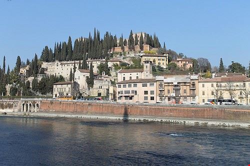 Castel San Pietro Verona frizzetta - Attribution-NonCommercial-ShareAlike (http://creativecommons.org/licenses/by-nc-sa/2.0/) frizzetta