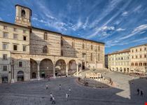  passeggiando per le vie del centro