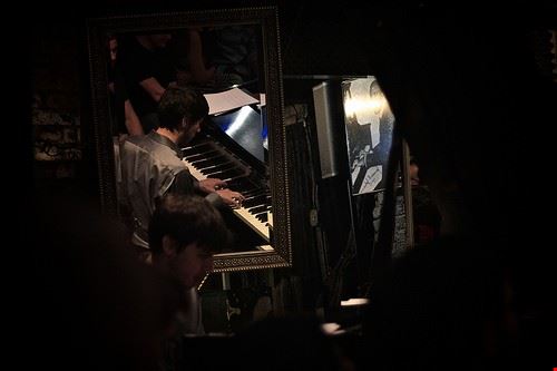 Discoteche e Jazz Club - Pochi Soffia - Pochi Soffia - Attribution-NonCommercial (http://creativecommons.org/licenses/by-nc/2.0/)
