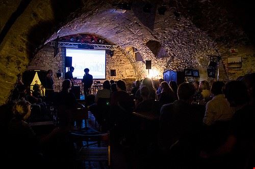 Klub Hvezdá - chickarama - chickarama - Attribution-NonCommercial-ShareAlike (http://creativecommons.org/licenses/by-nc-sa/2.0/)