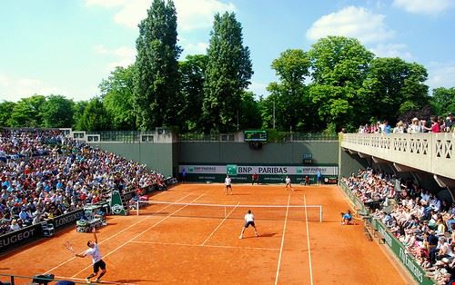 Tennis al Monte Urpino - Carine06 - Carine06 - Attribution-ShareAlike License (http://creativecommons.org/licenses/by-sa/2.0/)