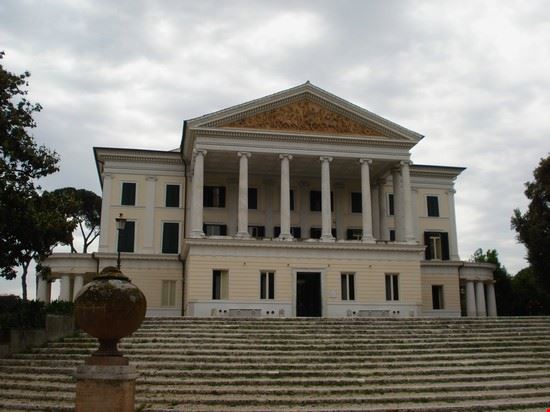 Villa Torlonia  Roma  