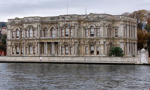 Palazzo Beylerbeyi - Alexxx1979 - Alexxx1979 - Attribution-ShareAlike License (http://creativecommons.org/licenses/by-sa/2.0/)