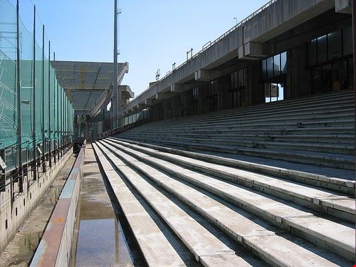 Stadio Arechi Salerno groundhopper08 - Attribution-NonCommercial-ShareAlike (http://creativecommons.org/licenses/by-nc-sa/2.0/) groundhopper08