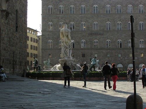 Galleria Il Ponte Arte Moderna E Contemporanea - njp-njp - njp-njp - Attribution License (http://creativecommons.org/licenses/by/2.0/)