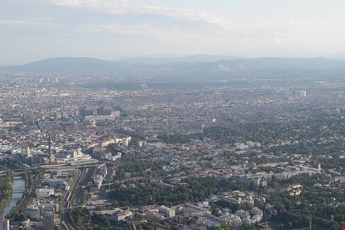 Ring - flightlog - flightlog - Attribution License (http://creativecommons.org/licenses/by/2.0/)