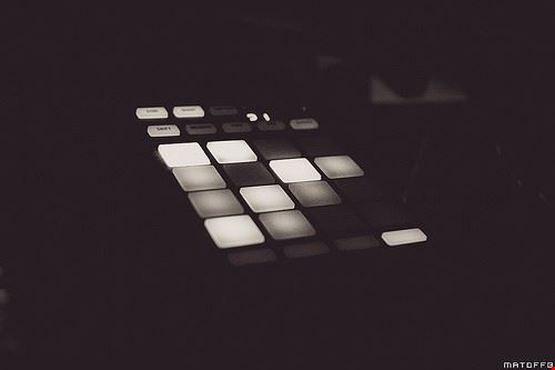  Paris Matoff - Attribution-NonCommercial-NoDerivs (http://creativecommons.org/licenses/by-nc-nd/2.0/) Matoff