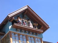  val gardena in costume