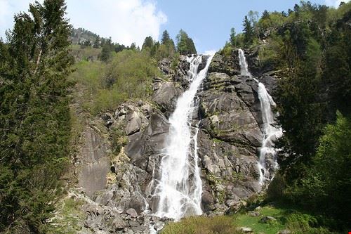 Cascata di Nardis Madonna di Campiglio Hamza Hydri - Attribution-NonCommercial-NoDerivs (http://creativecommons.org/licenses/by-nc-nd/2.0/) Hamza Hydri