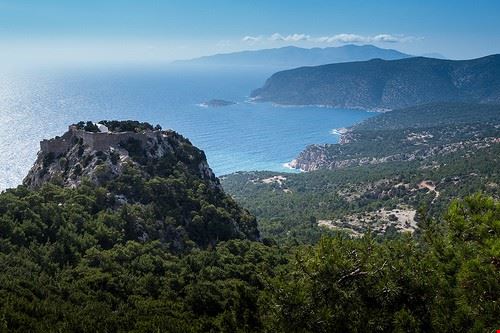 Monolithos - johnpaulsimpson - johnpaulsimpson - Attribution-NonCommercial-NoDerivs (http://creativecommons.org/licenses/by-nc-nd/2.0/)