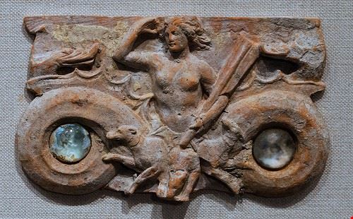 Il Museo della Magna Grecia - diffendale - diffendale - Attribution-NonCommercial-ShareAlike (http://creativecommons.org/licenses/by-nc-sa/2.0/)