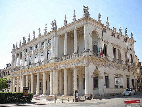 Vicenza Giasta08 - Attribution-NonCommercial-ShareAlike (http://creativecommons.org/licenses/by-nc-sa/2.0/) Giasta08