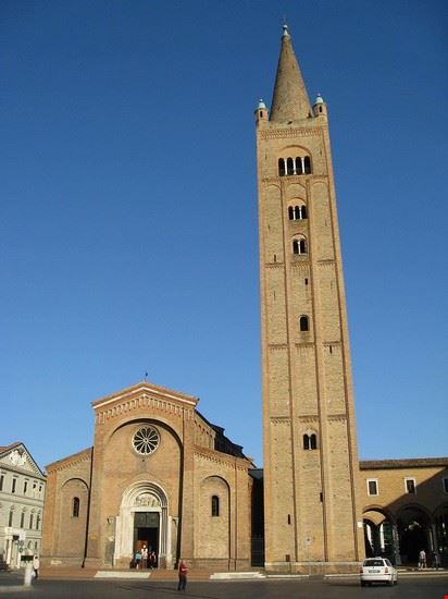  Abbazia di San Mercuriale ©Perkele - Pubblico dominio ©Perkele