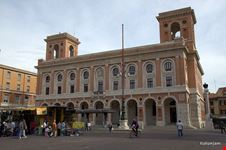  piazza saffi