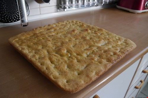Focaccia - Hubert Lenartowicz - Hubert Lenartowicz - Attribution-NonCommercial-ShareAlike (http://creativecommons.org/licenses/by-nc-sa/2.0/)