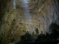  escursione nelle grotte