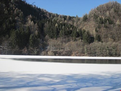 Lago di Levico Levico Terme aleforni1980 - Attribution License (http://creativecommons.org/licenses/by/2.0/) aleforni1980