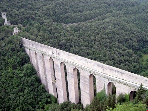 Ponte delle Torri Spoleto  