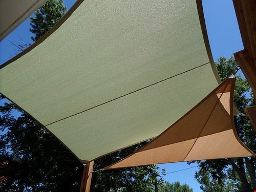 COSTA ENRICO TAPPEZZERIE E VENEZIANE - DenverAwning - DenverAwning - Attribution-NoDerivs (http://creativecommons.org/licenses/by-nd/2.0/)