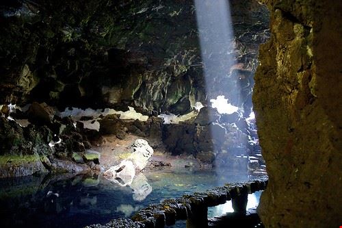 Jameos de Agua Lanzarote Javier Torres 1976 - Attribution-NonCommercial-NoDerivs (http://creativecommons.org/licenses/by-nc-nd/2.0/) Javier Torres 1976