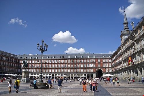 Plaza Mayor Madrid Roger Vivé - Attribution-NonCommercial-ShareAlike (http://creativecommons.org/licenses/by-nc-sa/2.0/) Roger Vivé