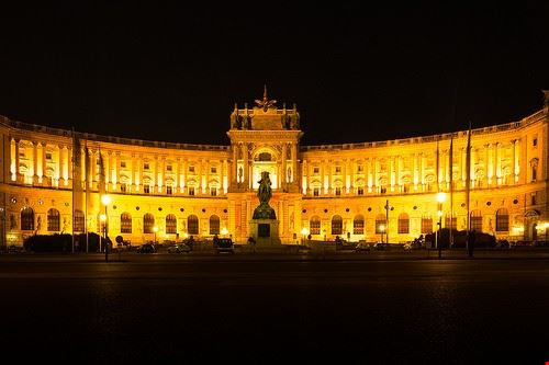 Hofburg Vienna R.Halfpaap - Attribution-NoDerivs (http://creativecommons.org/licenses/by-nd/2.0/) R.Halfpaap