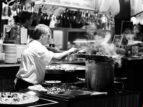 Consigli Utili su Cucina e vini - quintessentquirk [ghetto street] - quintessentquirk [ghetto street] - Attribution-NonCommercial-NoDerivs (http://creativecommons.org/licenses/by-nc-nd/2.0/)
