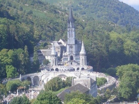  Lourdes  