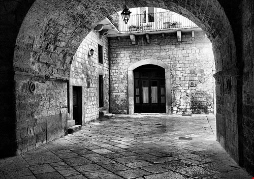 Palazzo Caccetta - unita36 - unita36 - Attribution-NonCommercial-NoDerivs (http://creativecommons.org/licenses/by-nc-nd/2.0/)