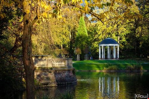 Parco dell'Orangerie Strasburgo K Raw - Attribution-NoDerivs (http://creativecommons.org/licenses/by-nd/2.0/) K Raw