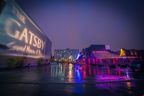 Gatsby - ShutterFotos - ShutterFotos - Attribution-NonCommercial (http://creativecommons.org/licenses/by-nc/2.0/)