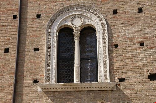 Palazzo Ducale Pesaro Urbino romana klee - Attribution-ShareAlike License (http://creativecommons.org/licenses/by-sa/2.0/) romana klee