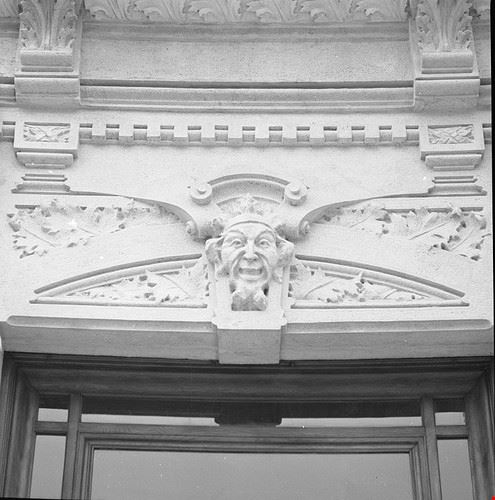  San Pellegrino Terme D-Apostrofo - Attribution-NonCommercial-ShareAlike (http://creativecommons.org/licenses/by-nc-sa/2.0/) D-Apostrofo
