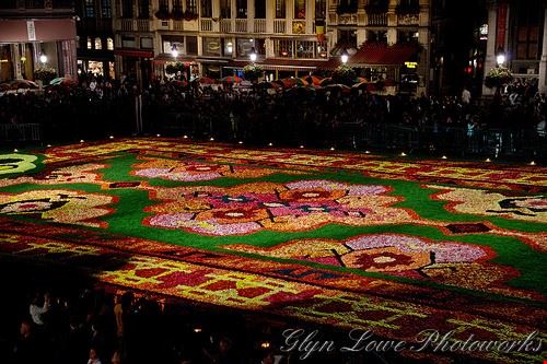 Grand Place  Brussels Glyn Lowe Photoworks. - Attribution License (http://creativecommons.org/licenses/by/2.0/) Glyn Lowe Photoworks.