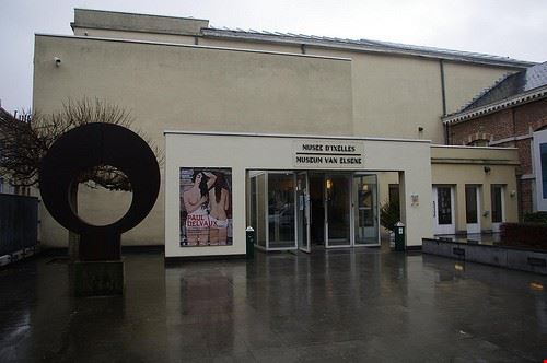 Museo di Ixelles Bruxelles dvdbramhall - Attribution-NonCommercial-NoDerivs (http://creativecommons.org/licenses/by-nc-nd/2.0/) dvdbramhall