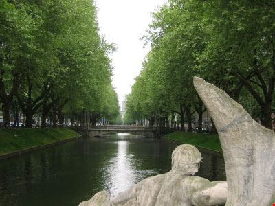  Dusseldorf Ulrich Strelzing - ©iStockphoto.com Ulrich Strelzing