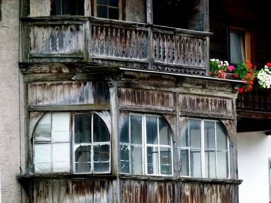  Se quella casa potesse parlare chissà quante storie del paese ci racconterebbe!  