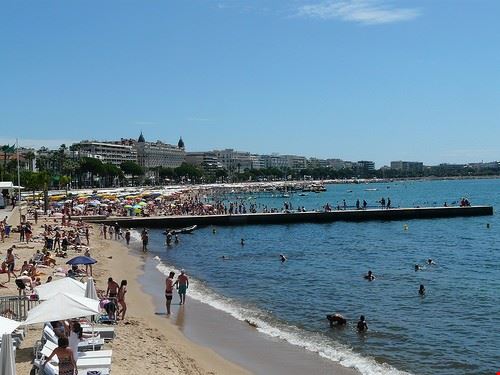 Sea Side Cannes psanxiao - Attribution-ShareAlike License (http://creativecommons.org/licenses/by-sa/2.0/) psanxiao
