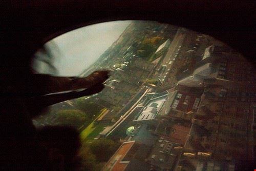 Camera Obscura - leorolim - leorolim - Attribution-NonCommercial-ShareAlike (http://creativecommons.org/licenses/by-nc-sa/2.0/)