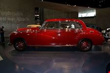  museo mercedes benz