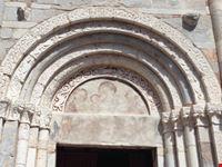 Particolare del portale Chiesa di S. Andrea