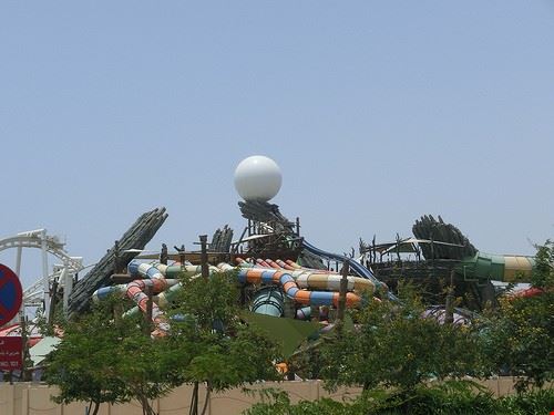 Yas Waterworld Abu Dhabi toyohara - Attribution-NonCommercial (http://creativecommons.org/licenses/by-nc/2.0/) toyohara