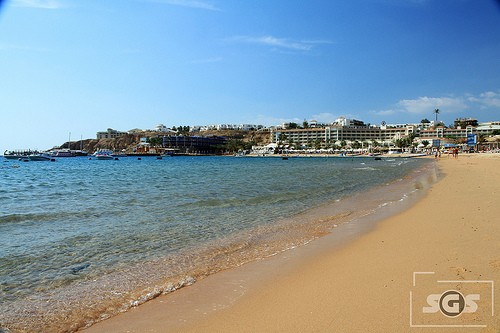  na ama beach