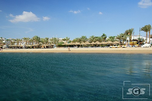  na ama beach