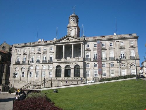 Palazzo della Borsa Porto Hugo Cadavez - Attribution License (http://creativecommons.org/licenses/by/2.0/) Hugo Cadavez
