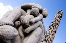 Scultura nel parco di Oslo
